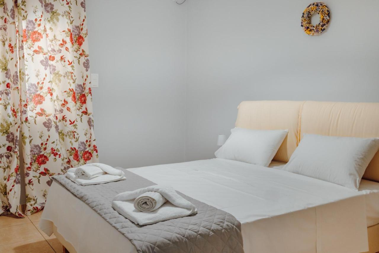 Thalassa Almyros Apartments ヴェルガ・カラマタ エクステリア 写真