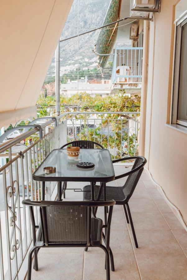 Thalassa Almyros Apartments ヴェルガ・カラマタ エクステリア 写真